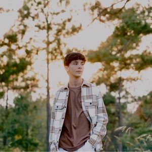 Meet your Posher, Ty